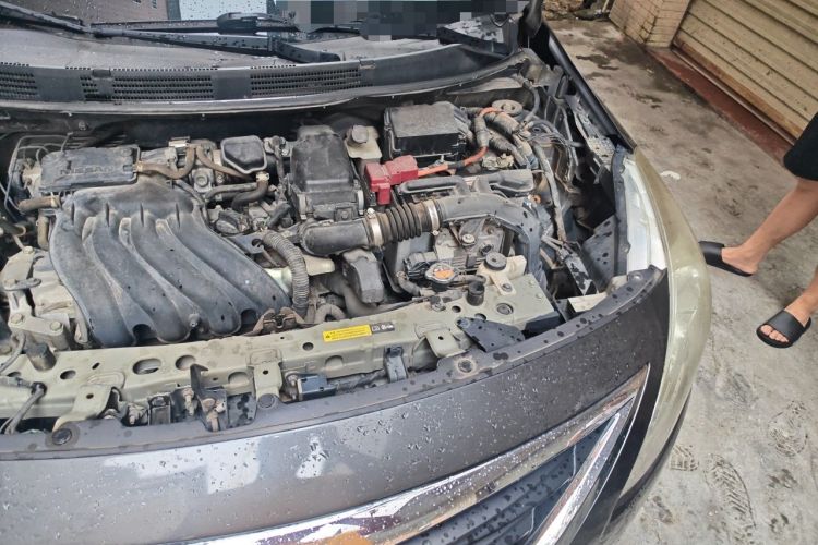 Used Nissan Sunny 2015 1.5XE CVT Comfort Edition Engine Bay Left
