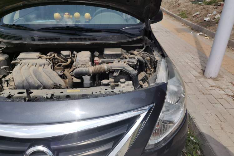 Used Nissan Sunny 2015 1.5XE CVT Comfort Edition Engine Bay Left