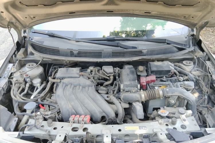 Used Nissan Sunny 2015 1.5XE Manual Comfort Edition Engine Bay