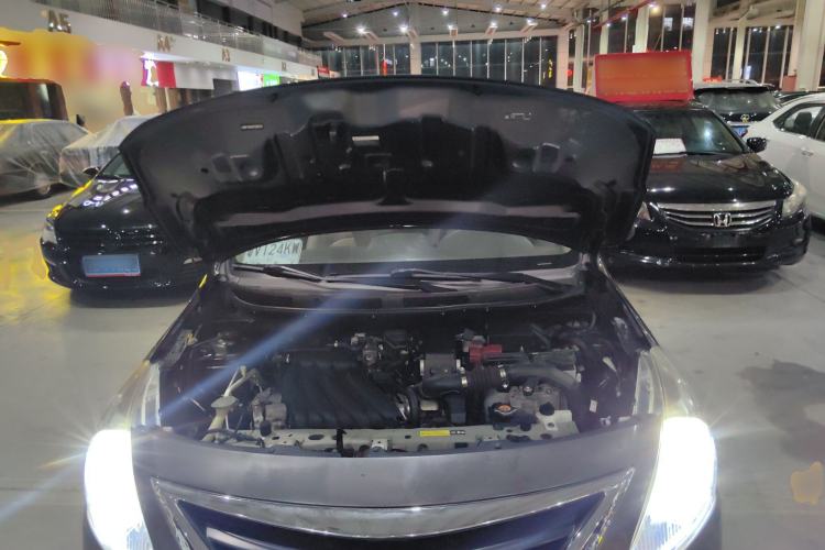 Used Nissan Sunny 2015 1.5XE CVT Comfort Edition Engine Bay