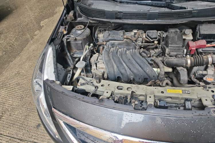 Used Nissan Sunny 2015 1.5XE CVT Comfort Edition Engine Bay Right