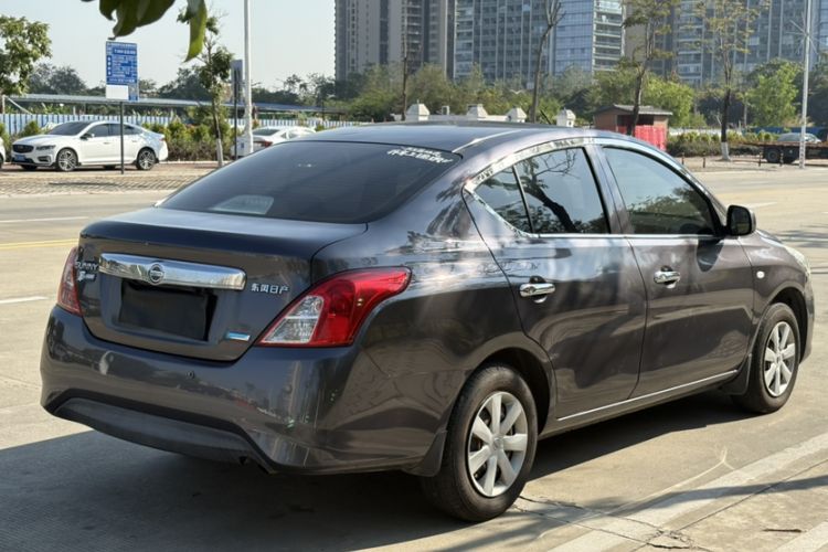 Used Nissan Sunny 2015 1.5XE Manual Comfort Edition Exterior 1