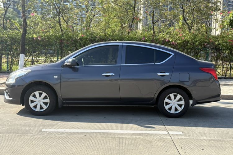 Used Nissan Sunny 2015 1.5XE Manual Comfort Edition Exterior 2