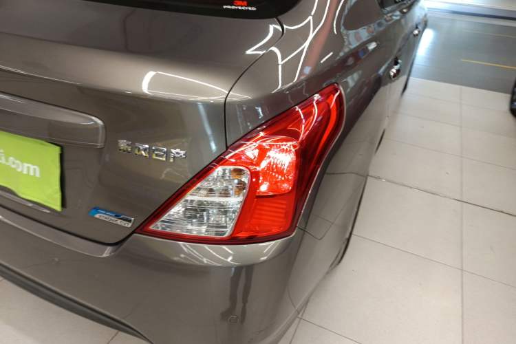 Used Nissan Sunny 2015 1.5XE CVT Comfort Edition Exterior 3