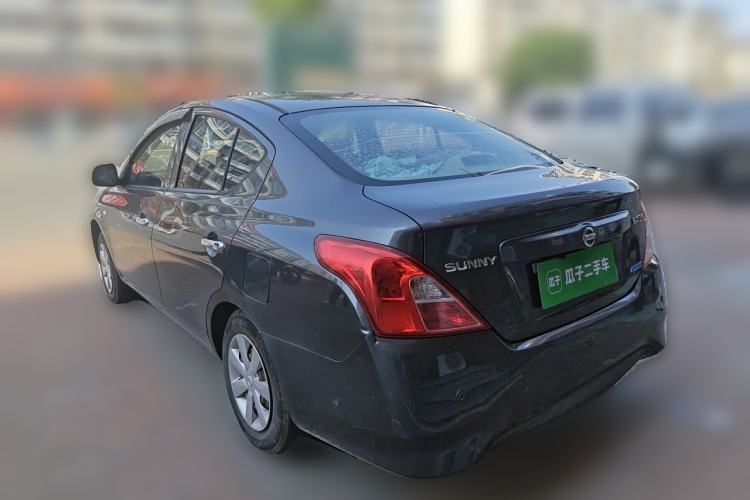 Used Nissan Sunny 2015 1.5XE Manual Elite Edition Exterior 3