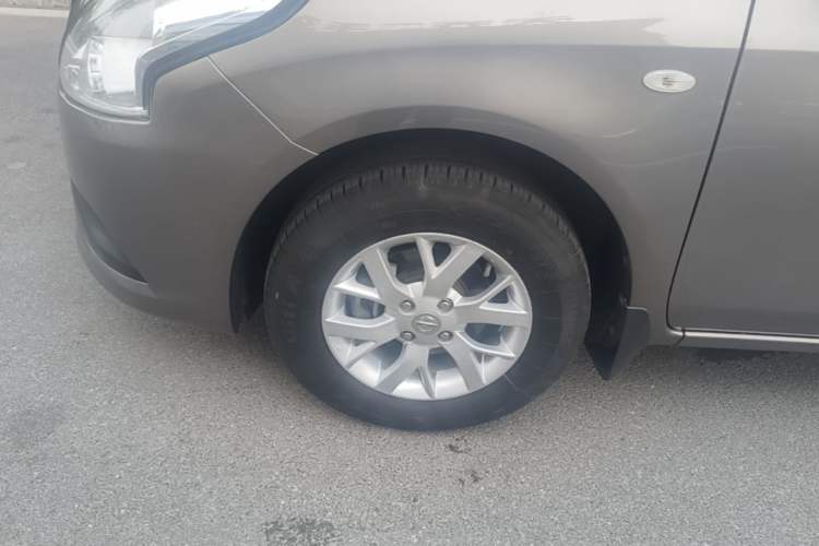 Used Nissan Sunny 2015 1.5XE CVT Comfort Edition Exterior 4