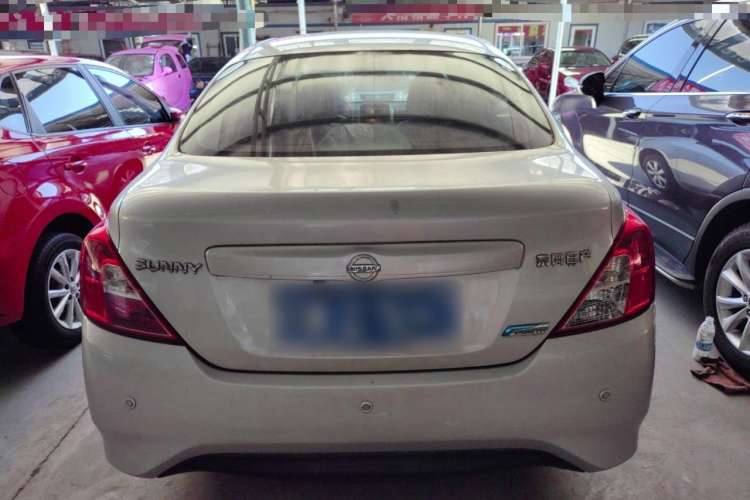 Used Nissan Sunny 2015 1.5XE CVT Master Edition Exterior 4