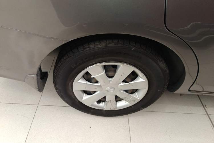 Used Nissan Sunny 2015 1.5XE CVT Comfort Edition Exterior 5