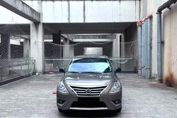 Used Nissan Sunny 2015 1.5XE Manual Comfort Edition Exterior 5