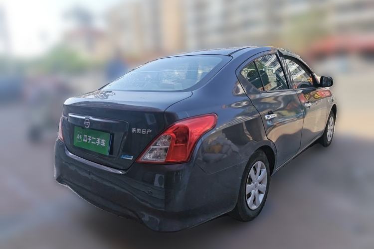 Used Nissan Sunny 2015 1.5XE Manual Elite Edition Exterior 5