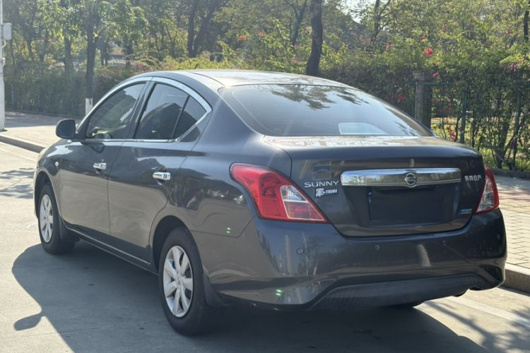 Used Nissan Sunny 2015 1.5XE Manual Comfort Edition Exterior 6