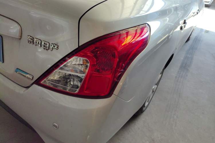 Used Nissan Sunny 2015 1.5XE CVT Master Edition Exterior 8
