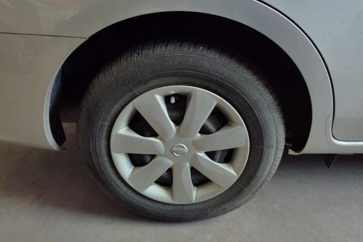 Used Nissan Sunny 2015 1.5XE CVT Master Edition Exterior 9