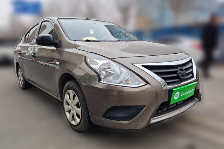 Used Nissan Sunny 2015 1.5XE Manual Comfort Edition Front Right 45 Deg