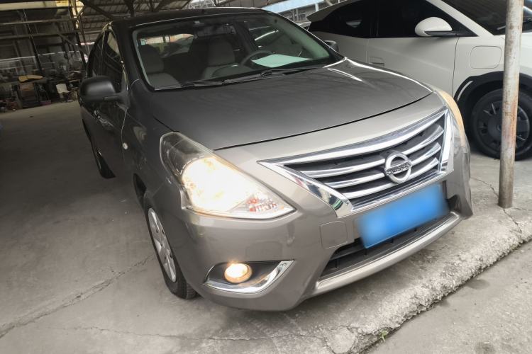 Used Nissan Sunny 2015 1.5XE CVT Master Edition Front Right 45 Deg