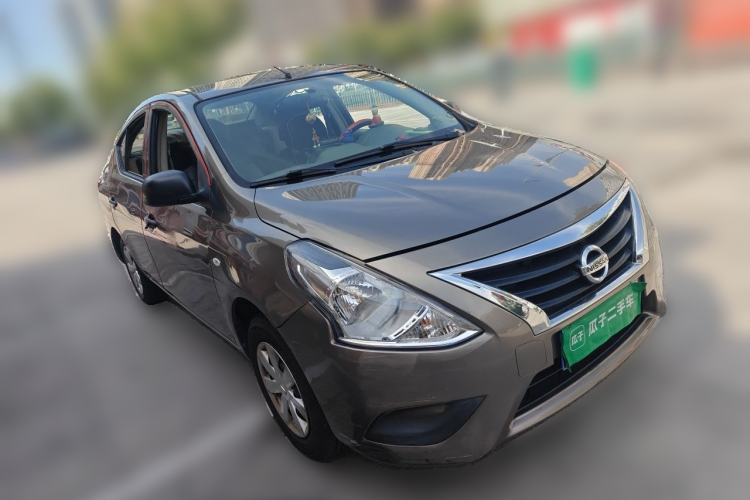 Used Nissan Sunny 2015 1.5XE Manual Comfort Edition Front Right 45 Deg