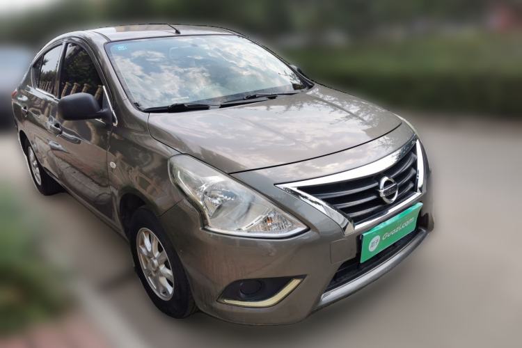 Used Nissan Sunny 2015 1.5XE Manual Comfort Edition Front Right 45 Deg