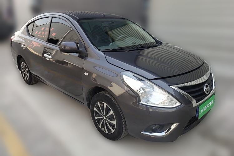 Used Nissan Sunny 2015 1.5XE Manual Comfort Edition Front Right 45 Deg
