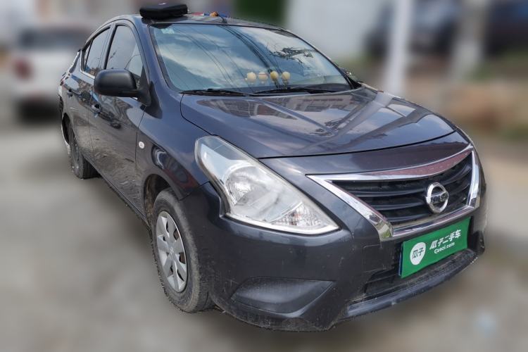 Used Nissan Sunny 2015 1.5XE CVT Comfort Edition Front Right 45 Deg