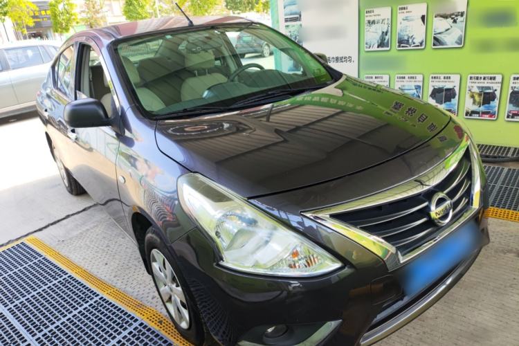 Used Nissan Sunny 2015 1.5XE Manual Comfort Edition Front Right 45 Deg