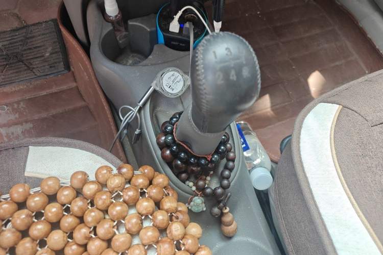 Used Nissan Sunny 2015 1.5XE Manual Elite Edition Gear Lever