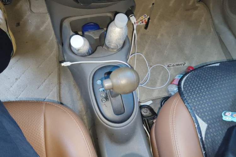 Used Nissan Sunny 2015 1.5XE CVT Comfort Edition Gear Lever