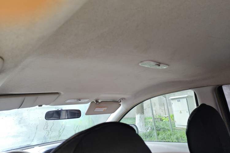 Used Nissan Sunny 2015 1.5XE Manual Comfort Edition Headliner