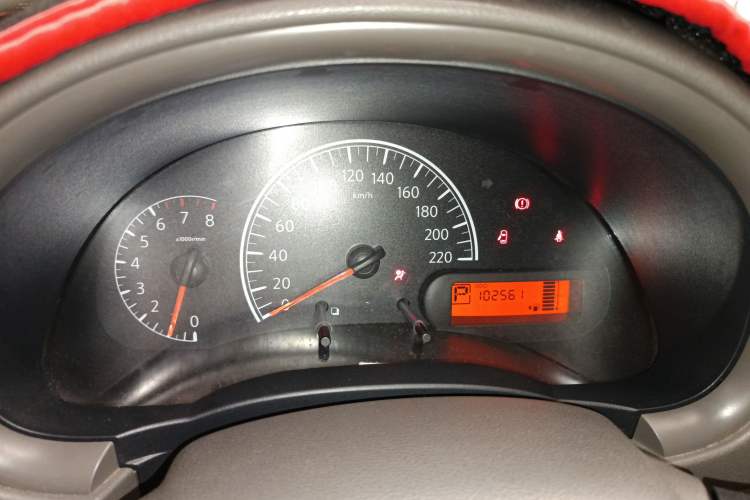 Used Nissan Sunny 2015 1.5XE CVT Comfort Edition Instrument Cluster