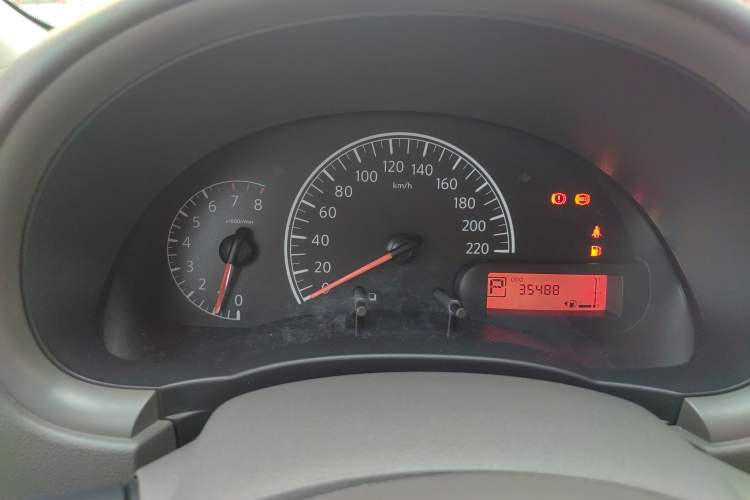 Used Nissan Sunny 2015 1.5XE CVT Comfort Edition Instrument Cluster