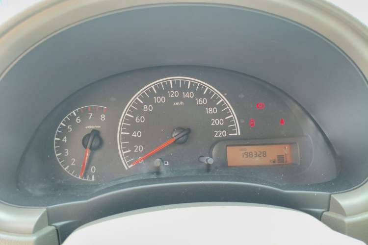 Used Nissan Sunny 2015 1.5XE Manual Elite Edition Instrument Cluster