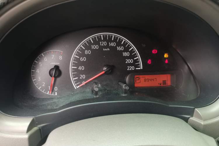 Used Nissan Sunny 2015 1.5XE CVT Master Edition Instrument Cluster