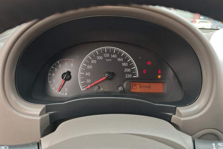 Used Nissan Sunny 2015 1.5XE CVT Comfort Edition Instrument Cluster
