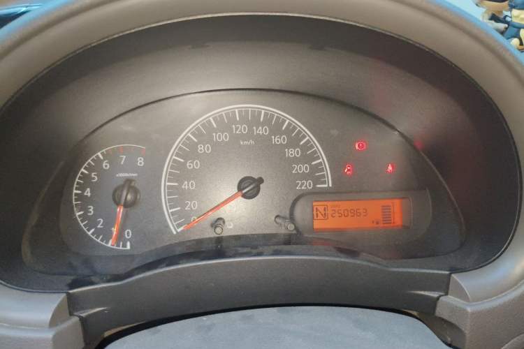 Used Nissan Sunny 2015 1.5XE CVT Comfort Edition Instrument Cluster