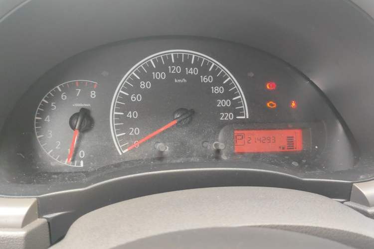 Used Nissan Sunny 2015 1.5XE CVT Comfort Edition Instrument Cluster