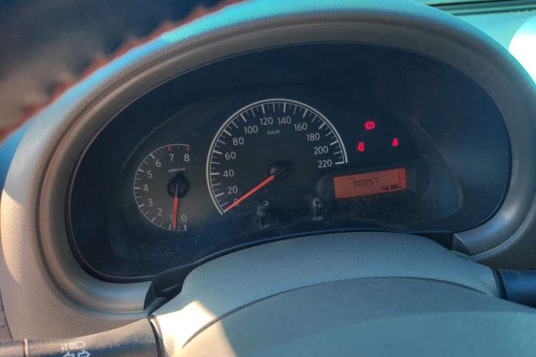 Used Nissan Sunny 2015 1.5XE Manual Comfort Edition Instrument Cluster