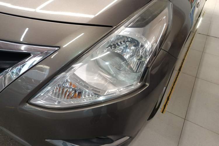Used Nissan Sunny 2015 1.5XE CVT Comfort Edition Left Front Headlight