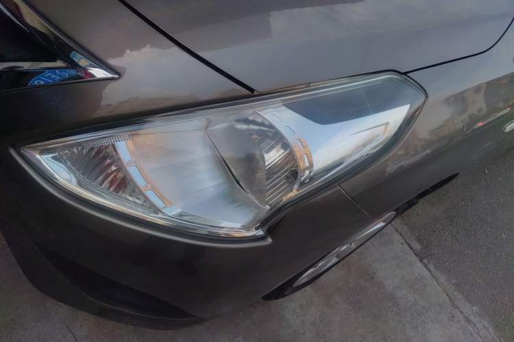 Used Nissan Sunny 2015 1.5XE CVT Comfort Edition Left Front Headlight