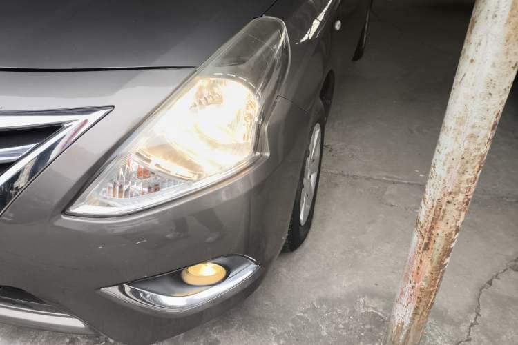 Used Nissan Sunny 2015 1.5XE CVT Master Edition Left Front Headlight