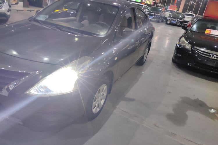 Used Nissan Sunny 2015 1.5XE CVT Comfort Edition Left Front Headlight