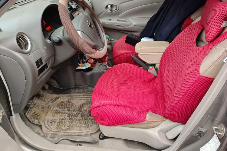 Used Nissan Sunny 2015 1.5XE Manual Comfort Edition Left Front Seat