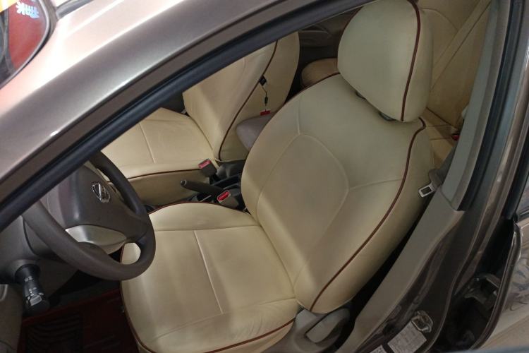 Used Nissan Sunny 2015 1.5XE CVT Comfort Edition Left Front Seat