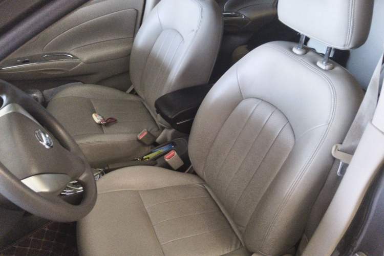 Used Nissan Sunny 2015 1.5XE CVT Comfort Edition Left Front Seat