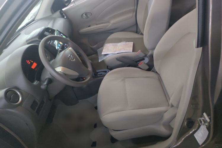 Used Nissan Sunny 2015 1.5XE CVT Master Edition Left Front Seat