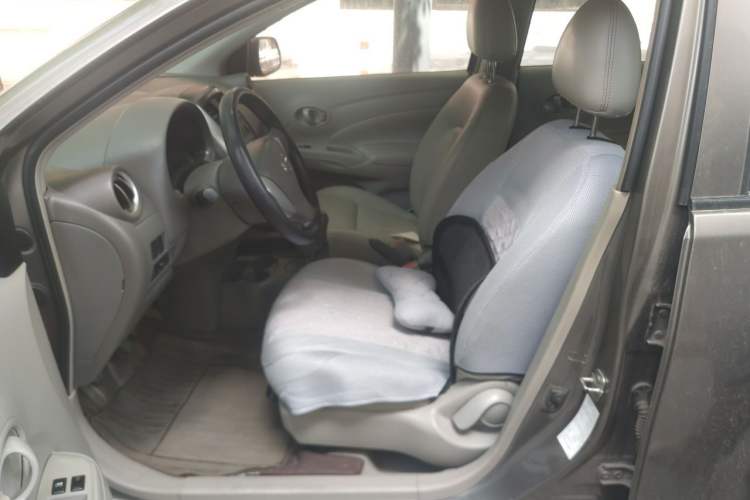 Used Nissan Sunny 2015 1.5XE Manual Elite Edition Left Front Seat