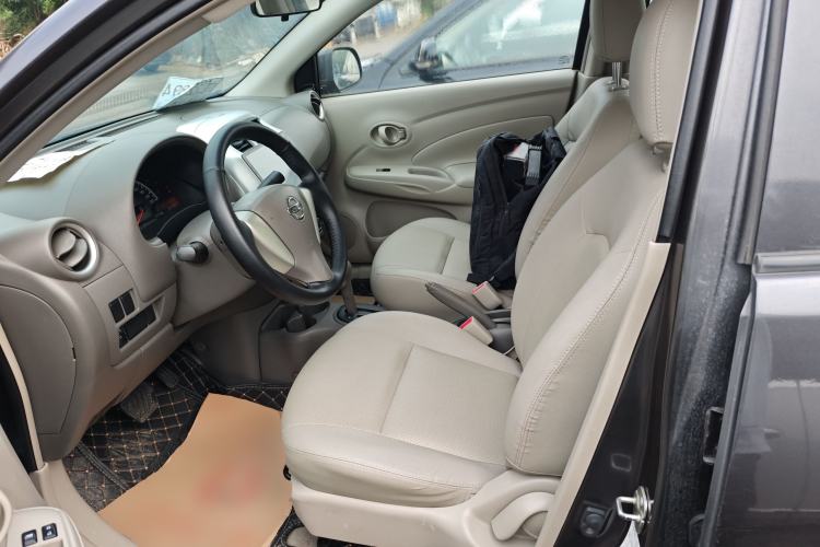 Used Nissan Sunny 2015 1.5XE CVT Comfort Edition Left Front Seat