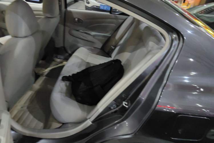 Used Nissan Sunny 2015 1.5XE CVT Comfort Edition Left Rear Seat