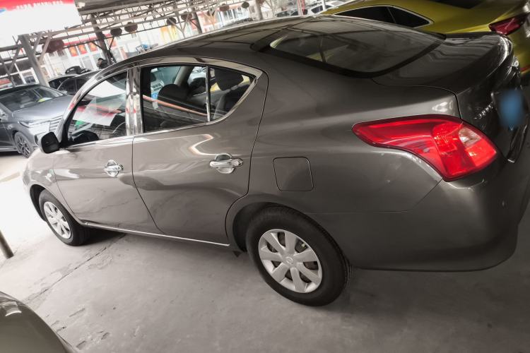 Used Nissan Sunny 2015 1.5XE CVT Master Edition Left Side