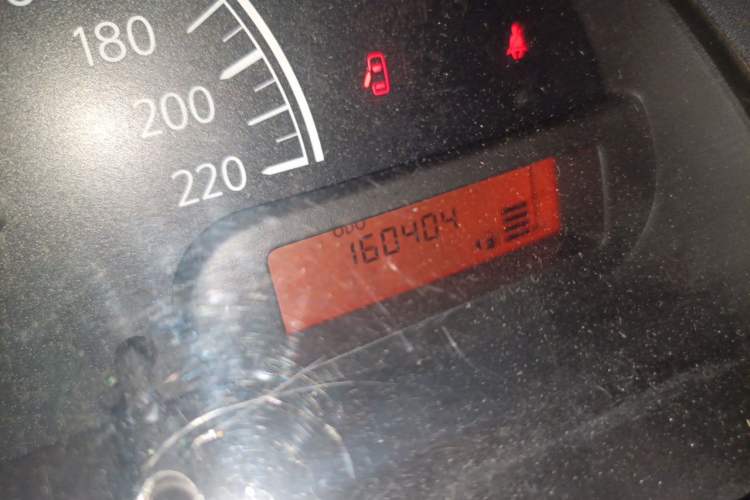 Used Nissan Sunny 2015 1.5XE Manual Comfort Edition Odometer Close Up