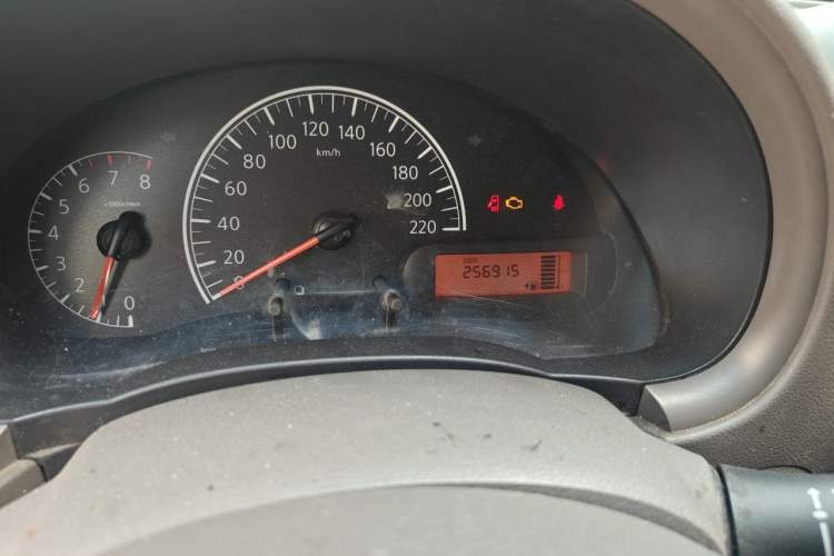 Used Nissan Sunny 2015 1.5XE Manual Comfort Edition Odometer Close Up
