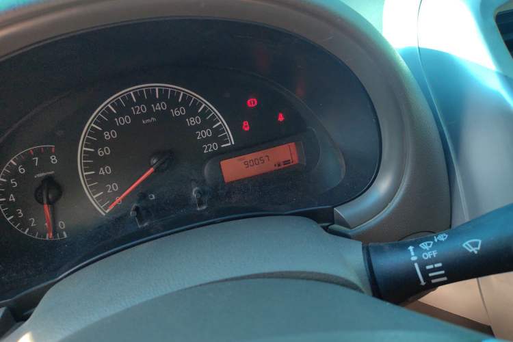 Used Nissan Sunny 2015 1.5XE Manual Comfort Edition Odometer Close Up